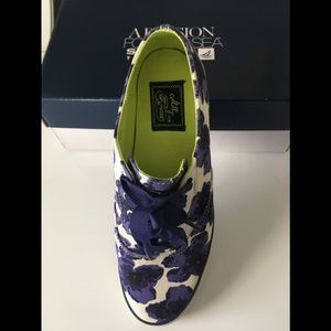 Sperry Lilly purple floral tennis shoes!